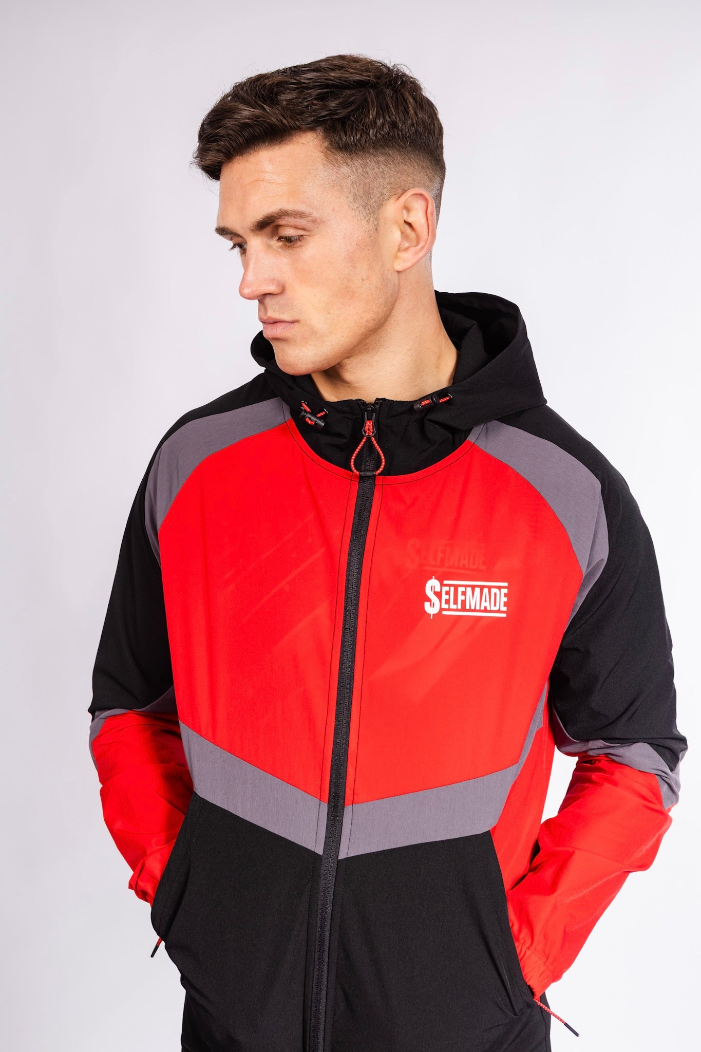 Momentum Windbreaker – Red/Black