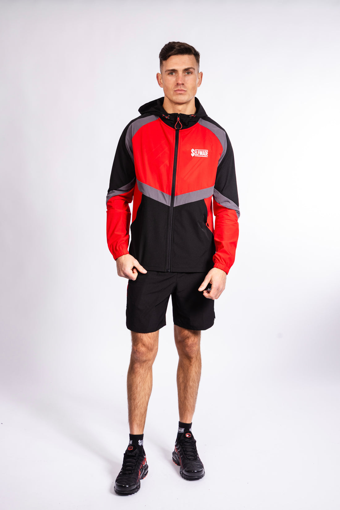 Momentum Windbreaker – Red/Black
