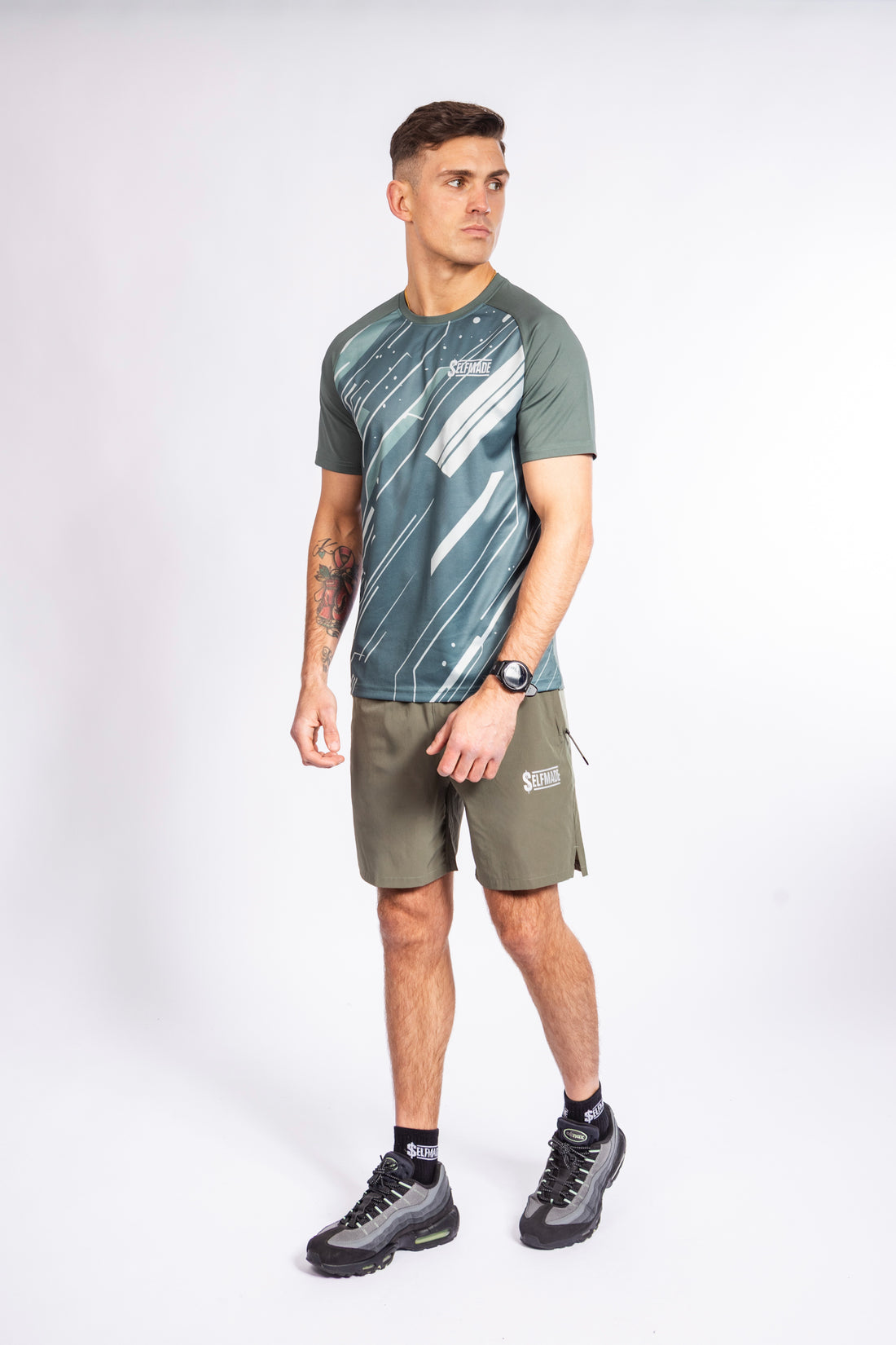 Momentum Shorts – Khaki